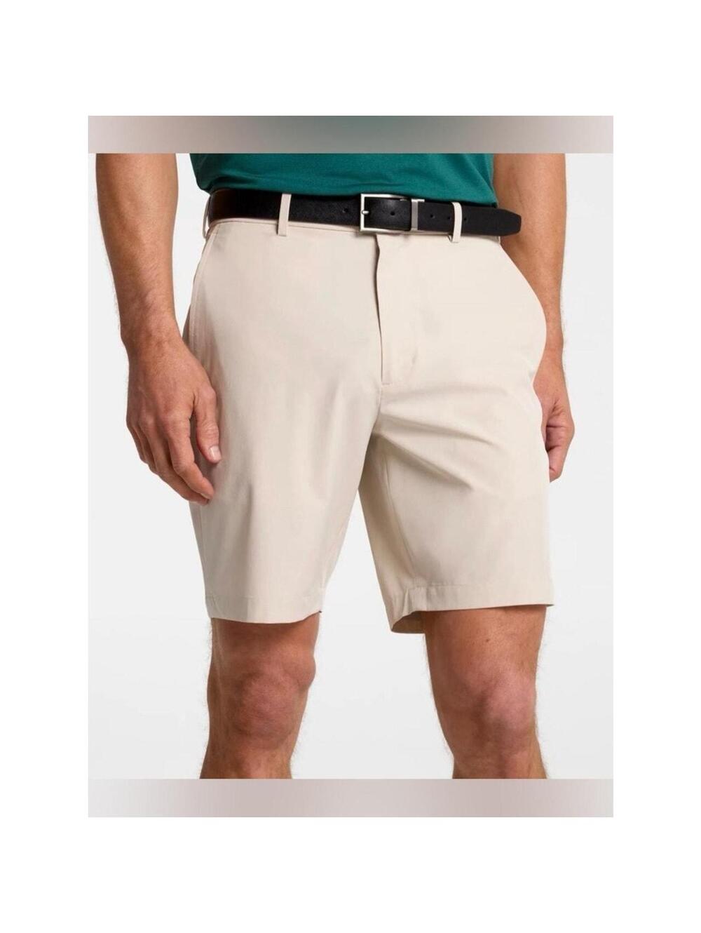 Walter Hagen Performance 11 Light Khaki 10” Shorts Men's 46